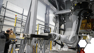 Robotos kovácsoló gyártósort építettünk a RÁBÁban