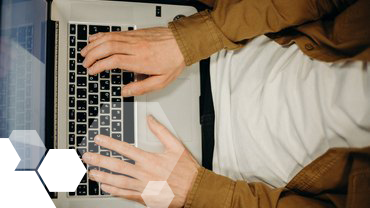 Vezető fejlesztőt keres&uuml;nk!